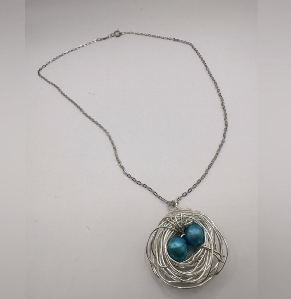 Twin Bird 2 Blue Eggs Silver tone Wire Birds Nest Sarah Coventry necklace